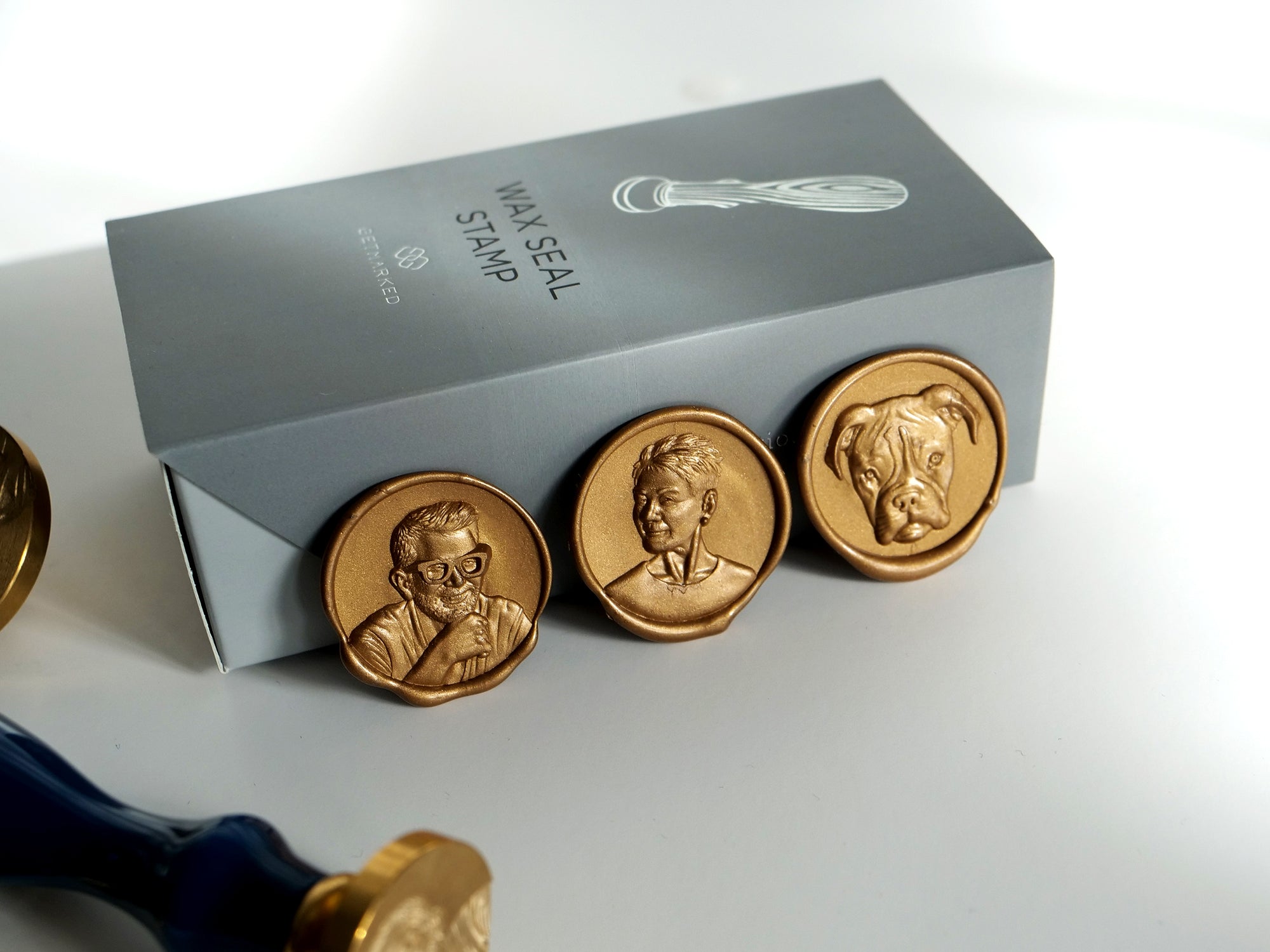 Customized 3D Wax Seals.  High-Definition of details, a perfect gift for weddings, anniversary, birthdays and special occasions.  Premium quality products and professional services.